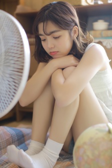 一家四口混乱的关系文案